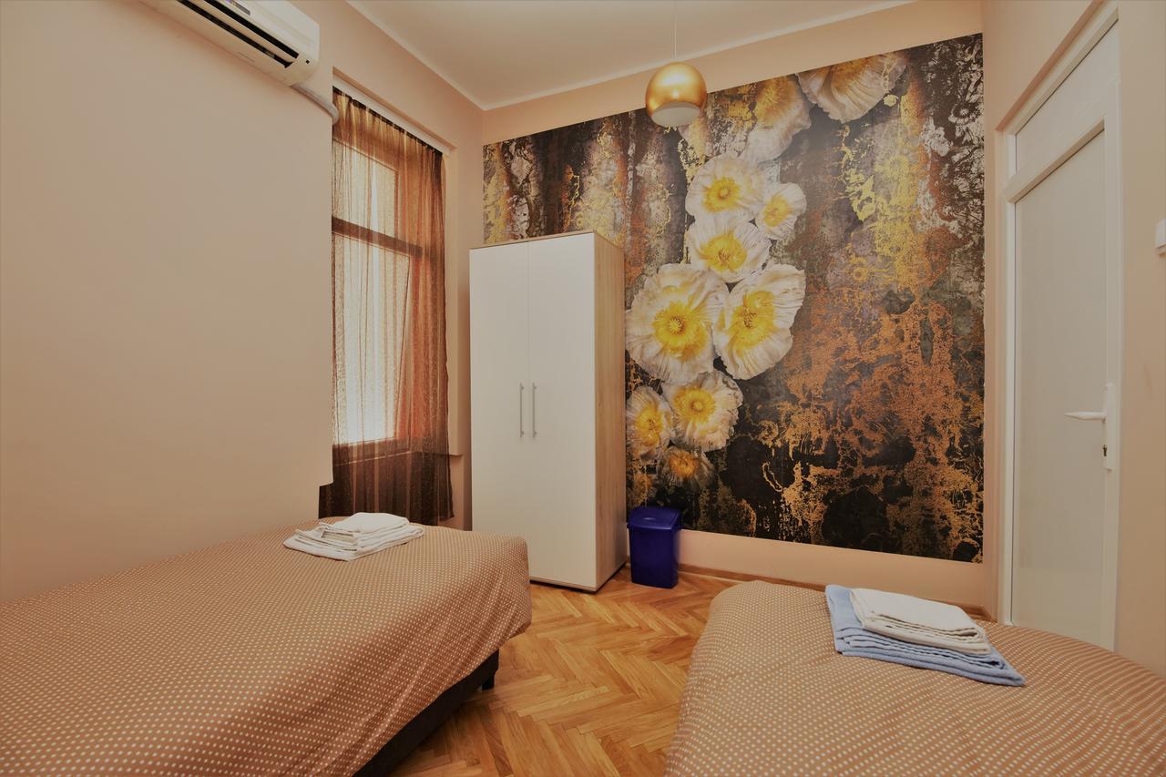 Hostel Fine Beograd Eksteriør bilde