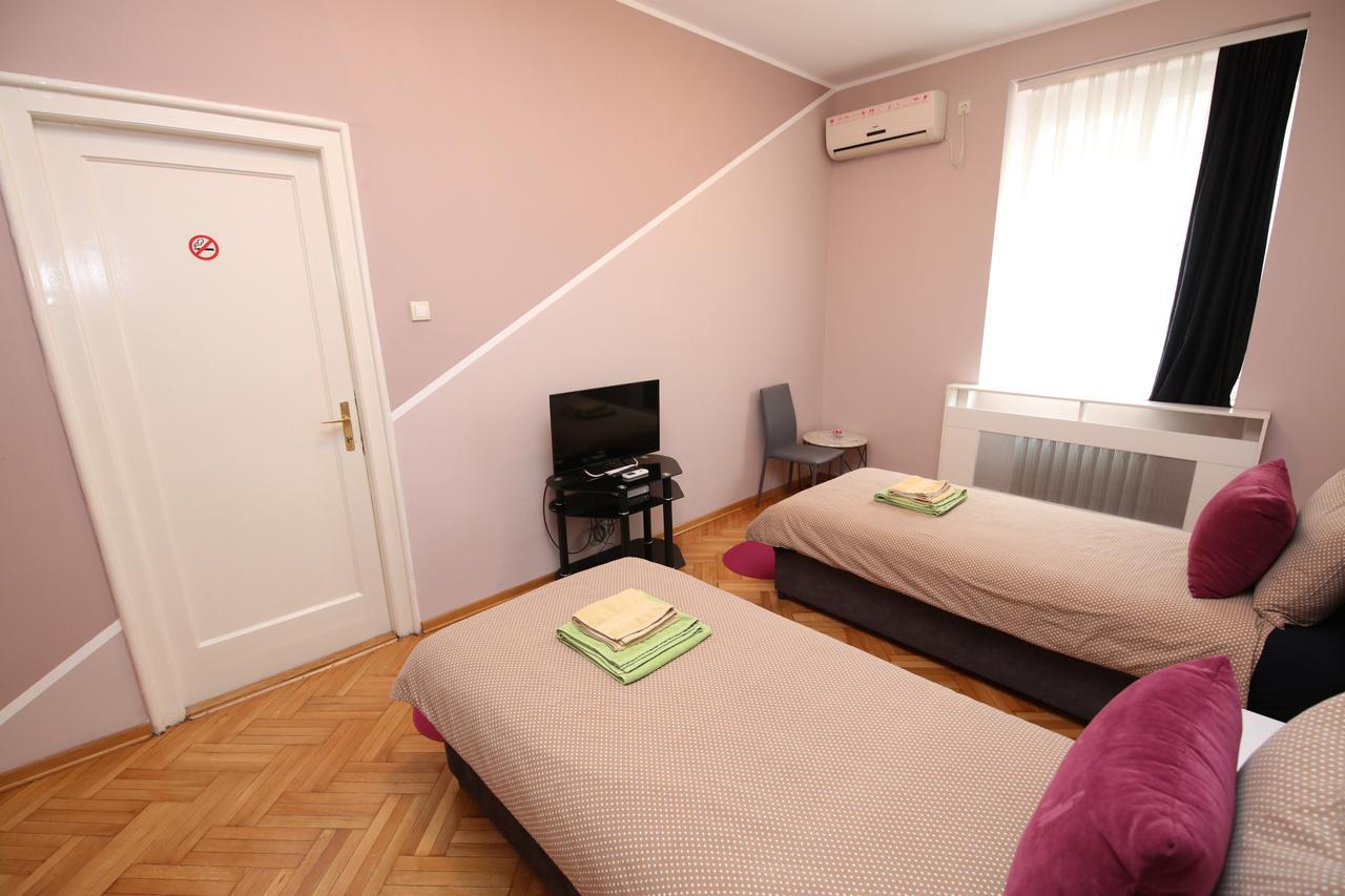 Hostel Fine Beograd Eksteriør bilde